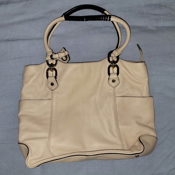 B. Makowsky Shoulder Bag - Picture 2 of 8